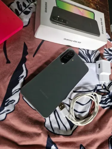 Vende-se Samsung A56 5g d 8ram é 256gb