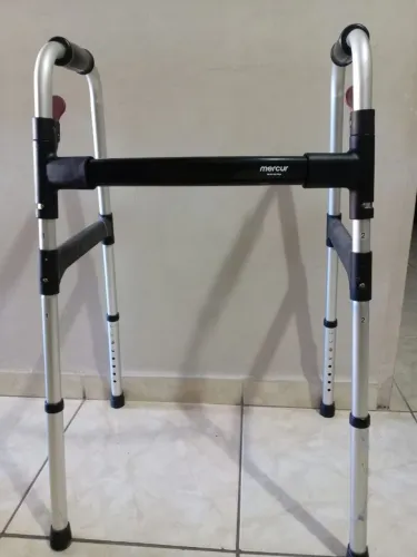 Andador ortopédico