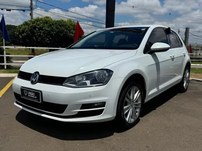 Volkswagen Golf Comfortline 1.0 TSI Total Flex Mec. 2017