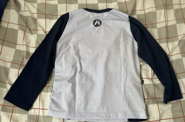 Camiseta colégio adventista tamanho 6 anos