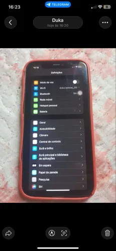 iPhone 11
