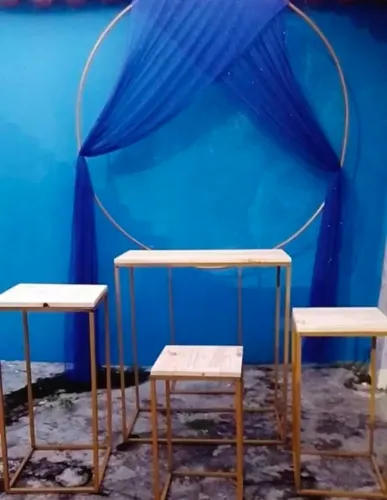 Kit 4 mesas e arco