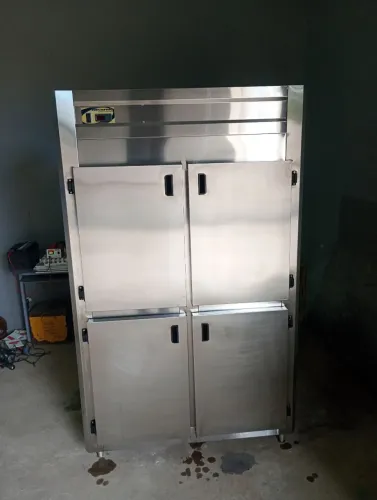 Refrigerador industrial mil litros
