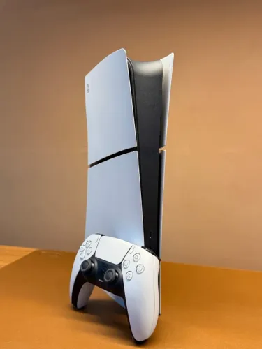 (Leia a descrição) PS5 SLIM com 2 CONTROLES 6 meses de garantia