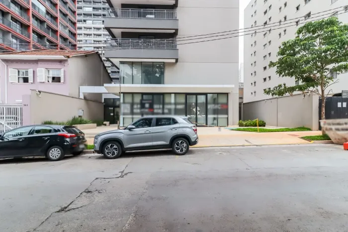 Loja na Rua Humberto I, 1005 - Loja 01 - B  284 m²