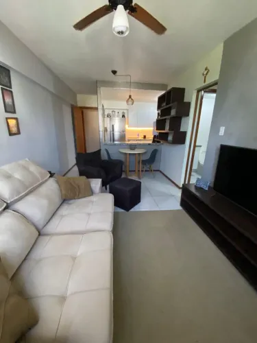 Aluga-se apartamento Quarto/sala mobiliado
