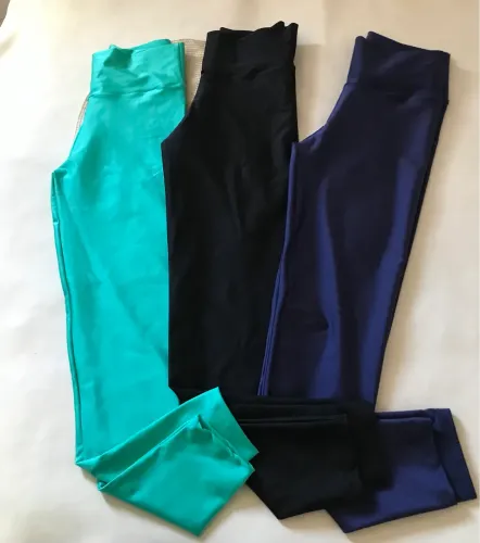 Legging feminina cirrê lisa 