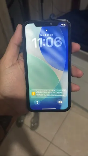 Vende-se iPhone 11