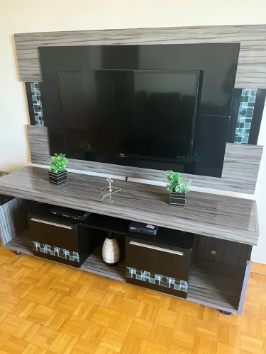 Rack com painel 