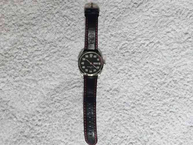 Relogio Ferrari masculino couro preto 830173