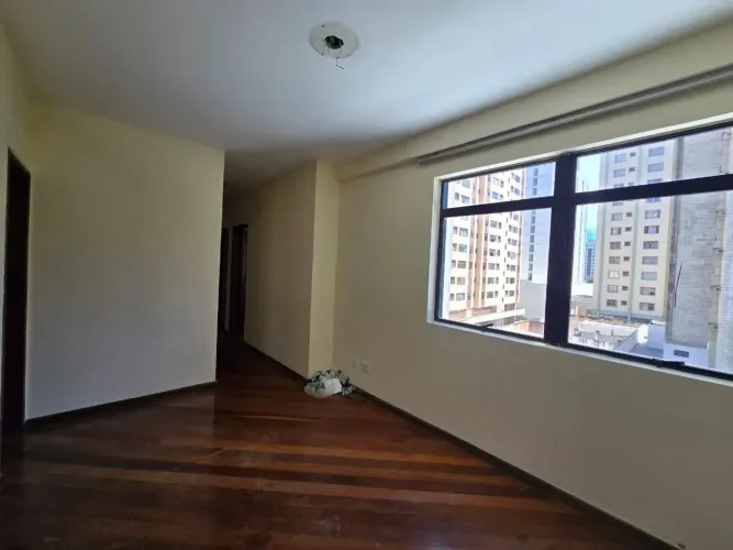 Apartamento 3 quartos à venda no Lourdes, BH 85 m², frente, vazio