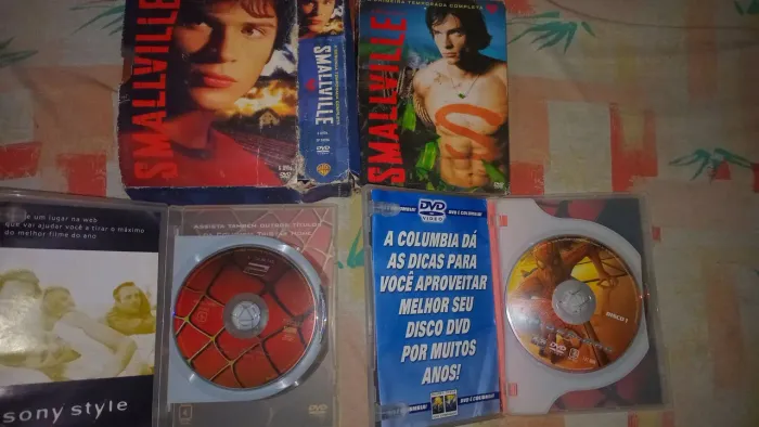 Homem aranha 1 e 2 DVD original,  primeira e segunda temporada de smallville completa 