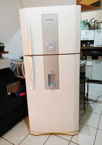 Geladeira Electrolux