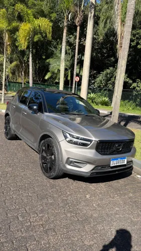 Volvo XC40 XC 40 T-5 Híbrido R-design 1.5 262cv FWD 2022