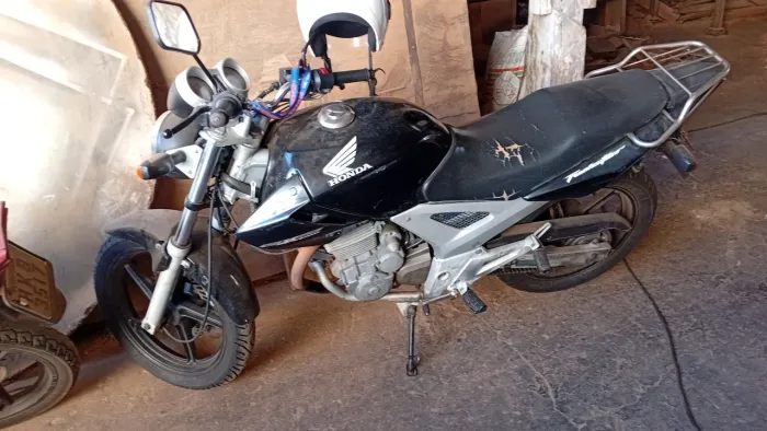 Vendo twister 250 ano 2006