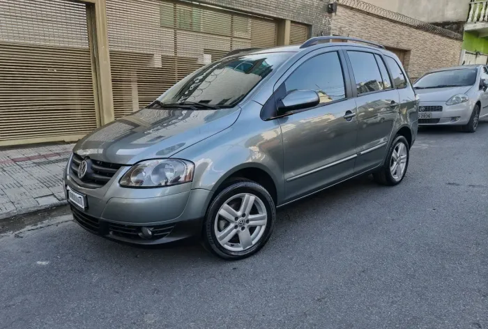 Volkswagen Spacefox 1.6/ 1.6 Trend Total Flex 8V 5P 2010