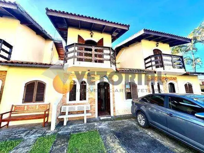 Sobrado em condomínio à venda em Caraguatatuba, Jardim Brasil, com 3 quartos, 86m²