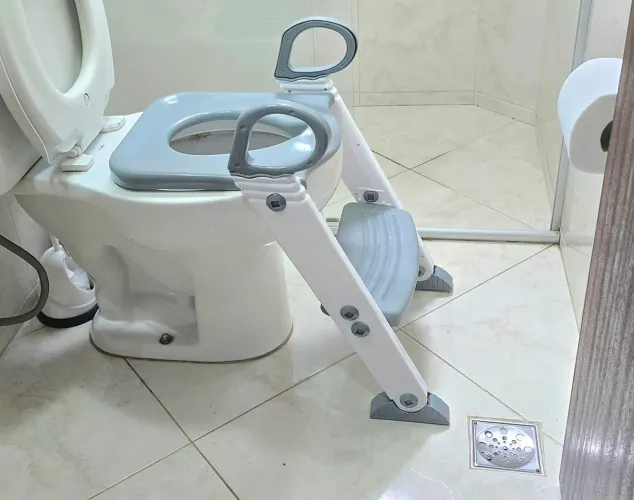 Assento redutor de vaso infantil