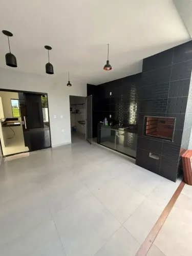 Casa Nova e Moderna à Venda no Condomínio Jardins Marselha- Marituba/PA