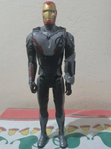 Homem de Ferro Avengers Endgame - Titan Hero Power Fx