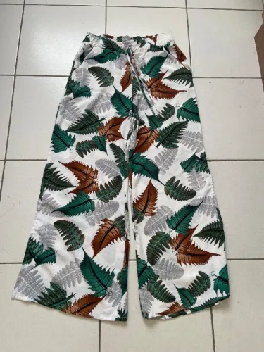 Calça nova veste até o 40