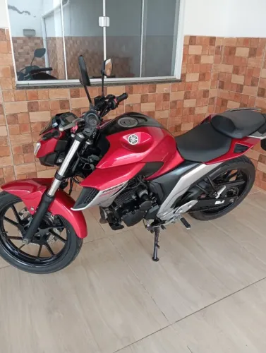 Yamaha Fazer FZ25 