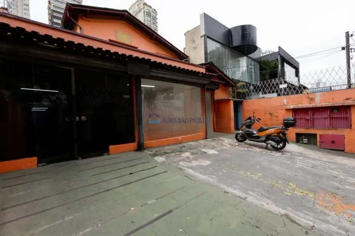 Imóvel comercial para locação! A 750 metros a pé do metrô Marechal Deodoro!