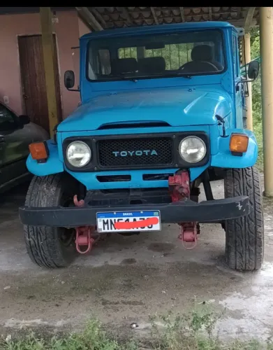 Toyota bandeirante
