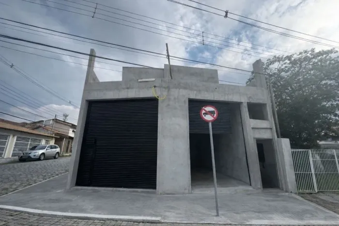 Salão para alugar, 117 m² por R$ 4.139/mês - Vila Adelino - Suzano/SP