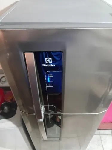 Geladeira Electrolux DF42X frost free