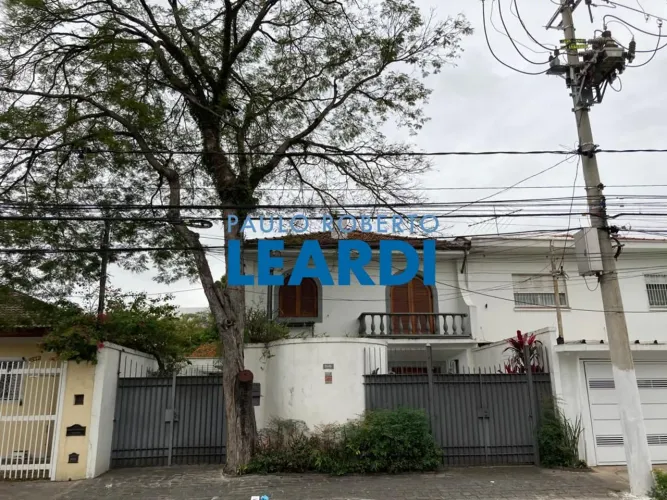 SOBRADO - CAMPO BELO - SP