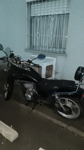 Dafra Kansas 150