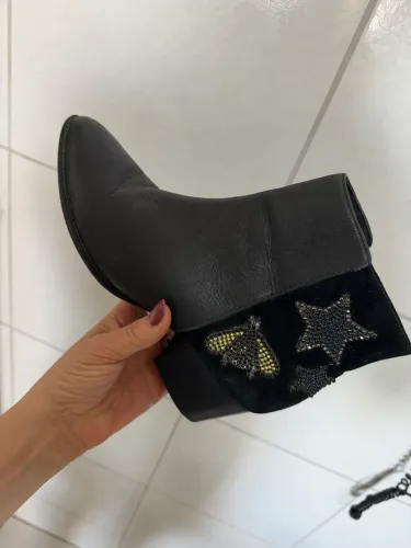 Botas