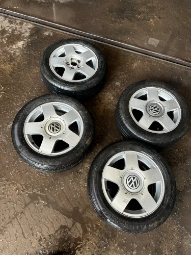 RODAS ARO 15 Volks POLO