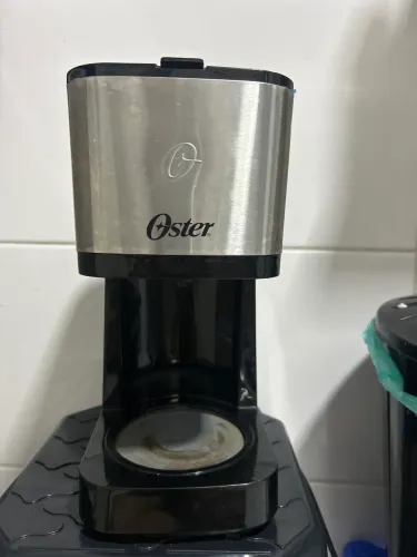 ? Cafeteira Elétrica Oster OCAF600 Inox (220V) - Perfeito Estado!