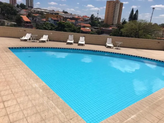 Apartamento para Alugar $1.200,00 + condomínio.