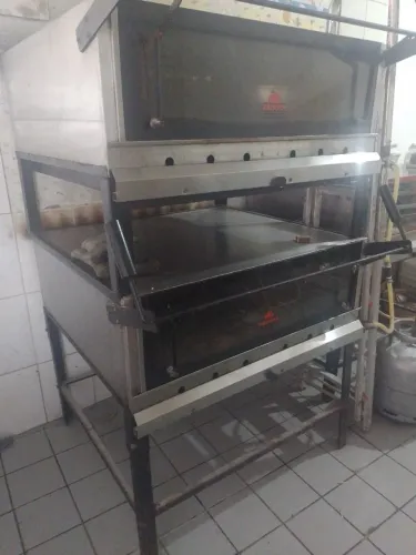 Vende - se forno industrial