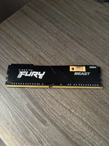 Vendo Memória RAM DDR4 32GB 3200hz Kingston FURY