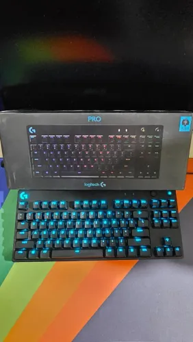 Teclado Mecanico Logitech G Pro