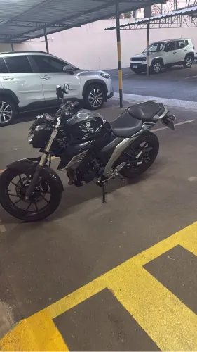Yamaha FZ25 Fazer 250 ABS 2021 | Único dono | Apenas 12 mil km