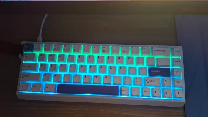 Teclado Magnético 68% RGB