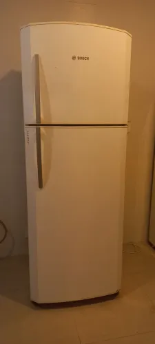 Geladeira Bosch usada SEM GELAR