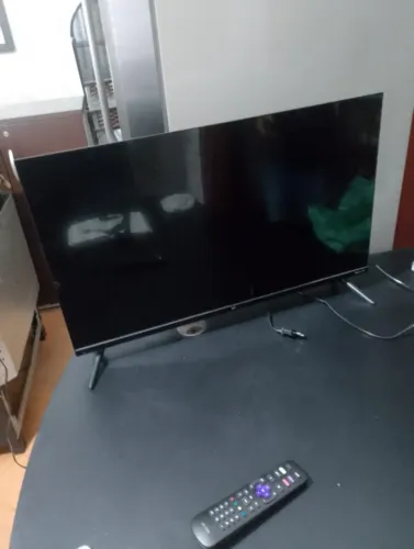 TV LED 32 Polegadas Multi (Ótimo Estado)
