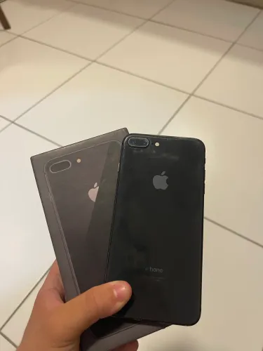 iPhone 8 Plus