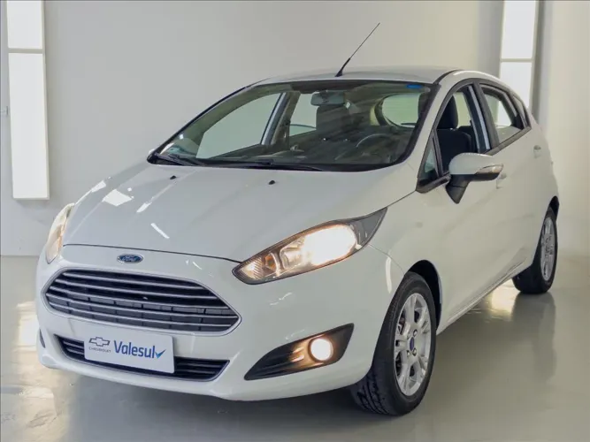 Ford Fiesta 1.6 SE Hatch 16V Flex 4P Powershift 2016