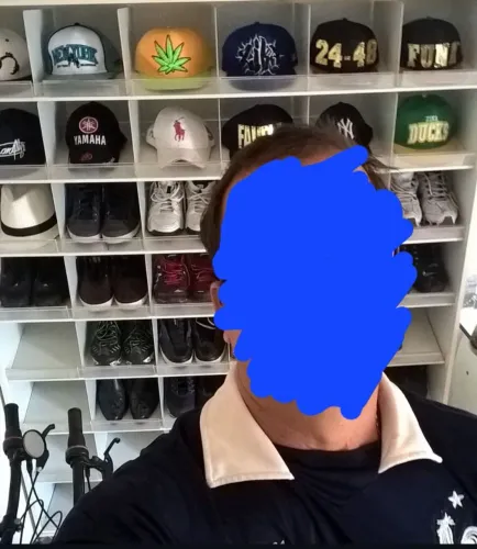 Expositor de sapatos de loja, usado como sapateira !