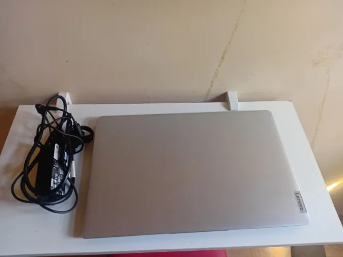 Laptop Lenovo
