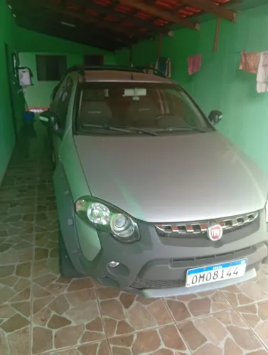 Fiat Strada Adventure1.8/ 1.8 Locker Flex CD 2015