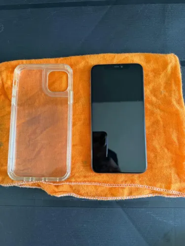 iPhone 11 Pro Max Good 