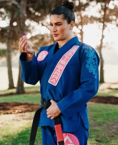 Kimono Gracie Barra Feminino F5 - Edição Limitada Sakura